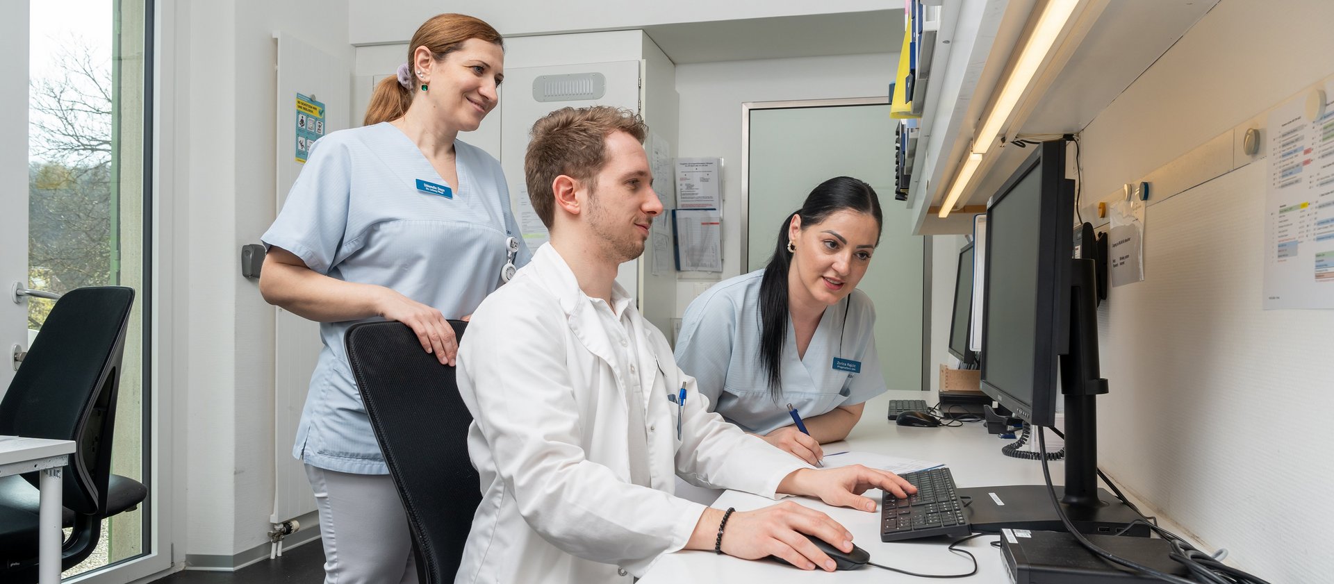 Klinik Susenberg: Arzt und Pflegepersonen